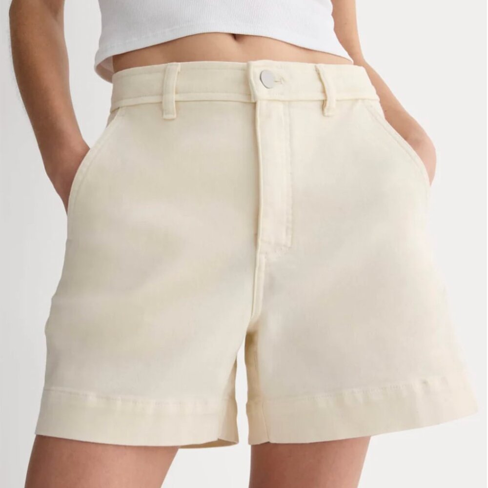 Everlane Cotton Twill Short in Bone